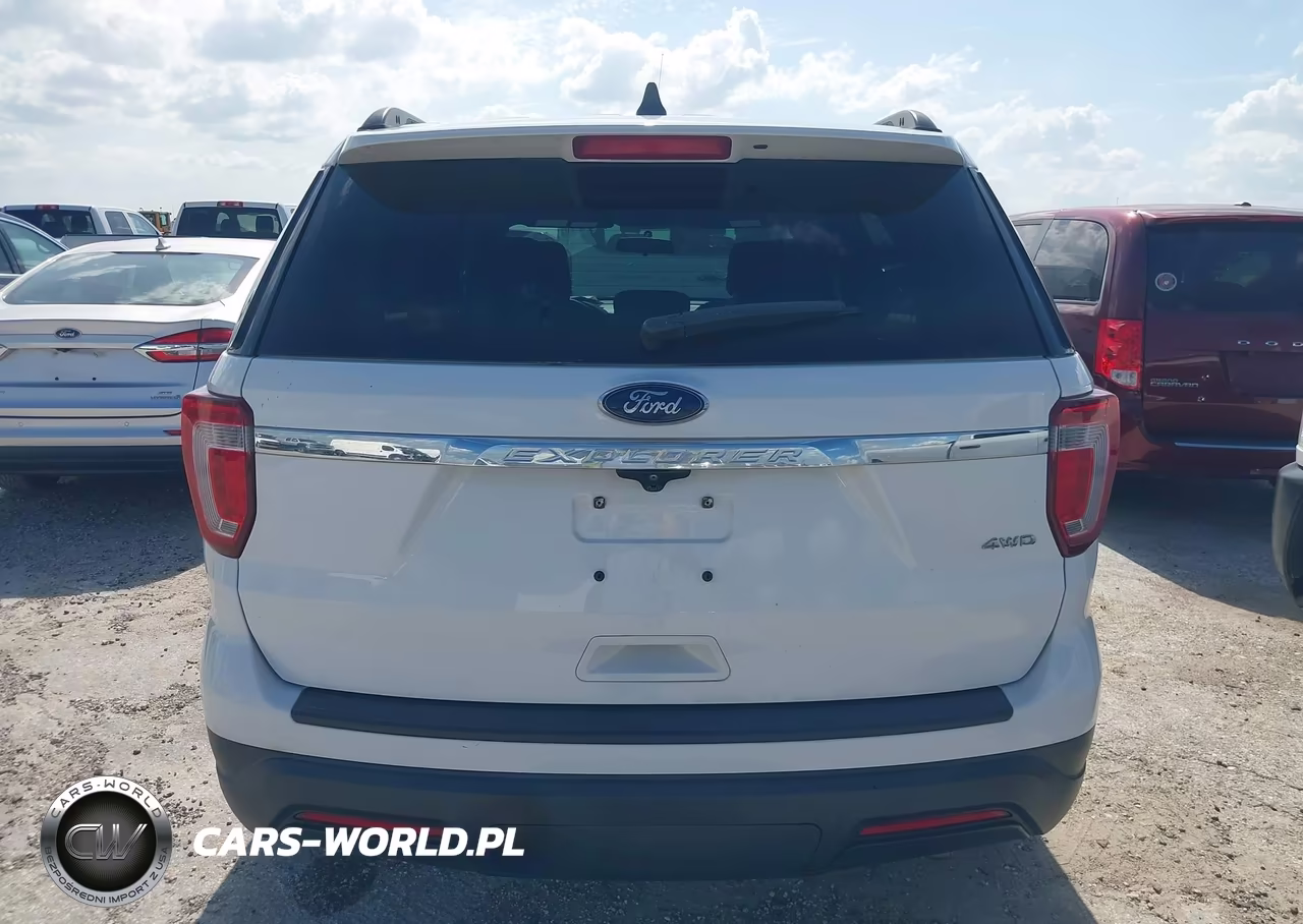 2018 Ford Explorer VIN:1FM5K8B82JGA59413 - 16