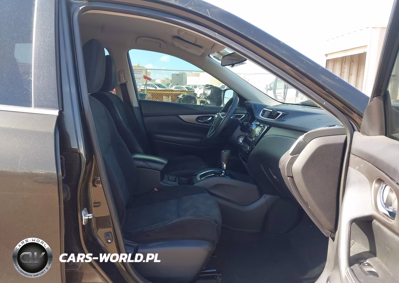 2015 Nissan Rogue S VIN:5N1AT2MTXFC873074 - 5