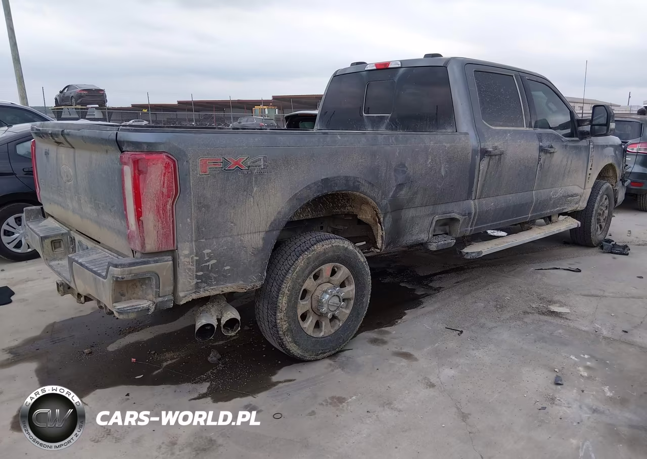 2024 Ford F-350 Xlt VIN:1FT8W3BT8RED40684 - 4