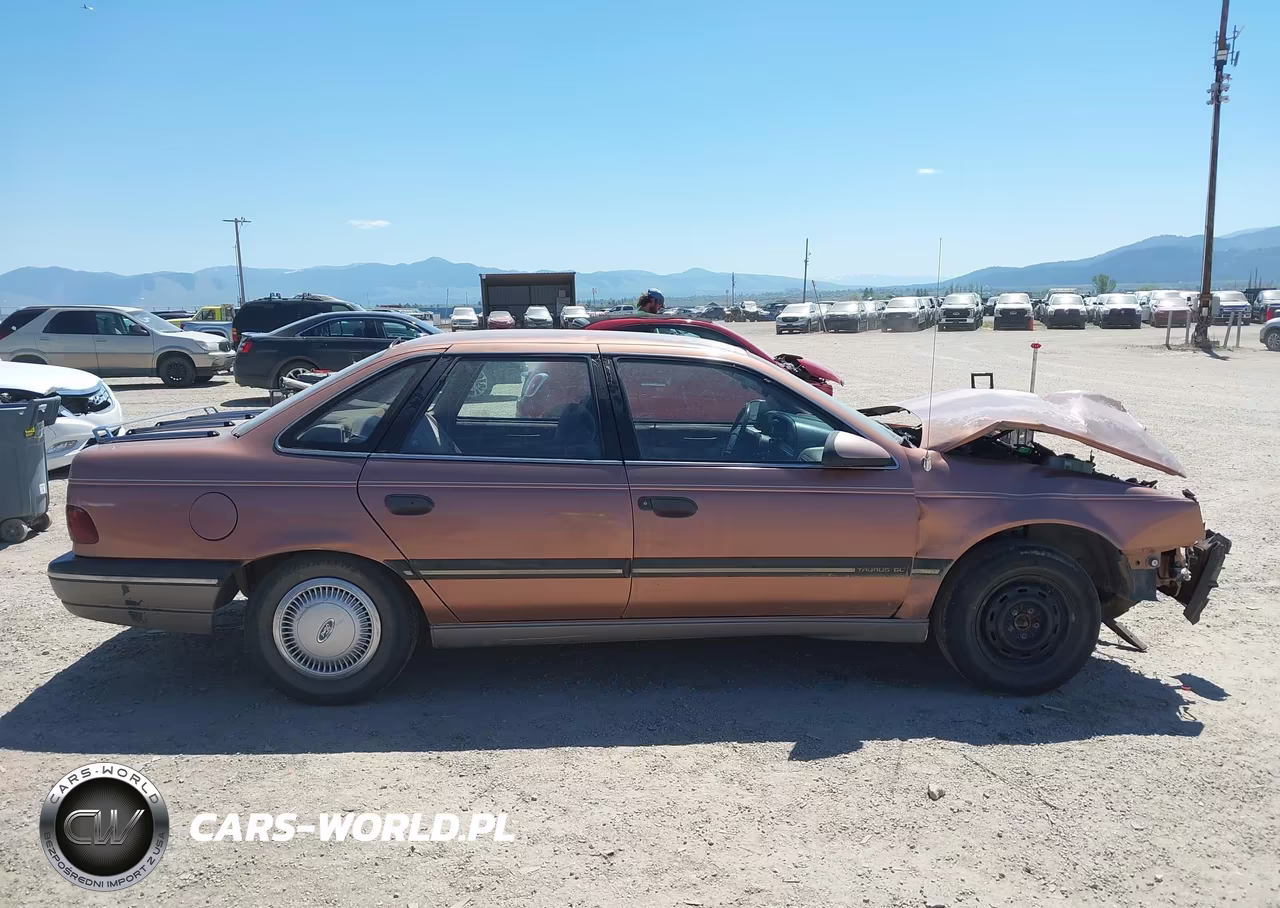 1990 Ford Taurus Gl VIN:1FACP52U2LG112323 - 13