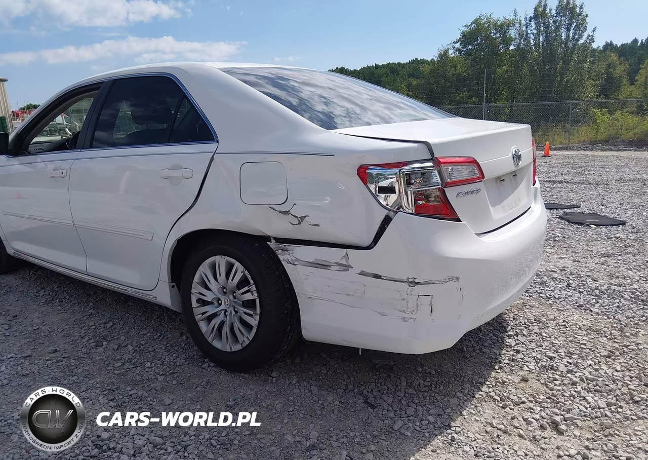 2013 Toyota Camry Le VIN:4T4BF1FK2DR283958 - 6