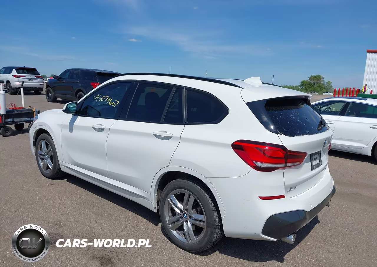 2021 BMW X1 xDrive28I VIN:WBXJG9C00M5T31785 - 3