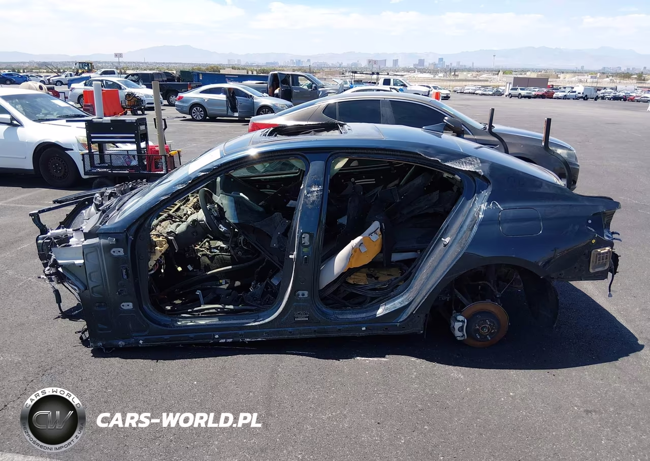 2023 Genesis G70 2.0T Awd VIN:KMTG34TA8PU109747 - 13