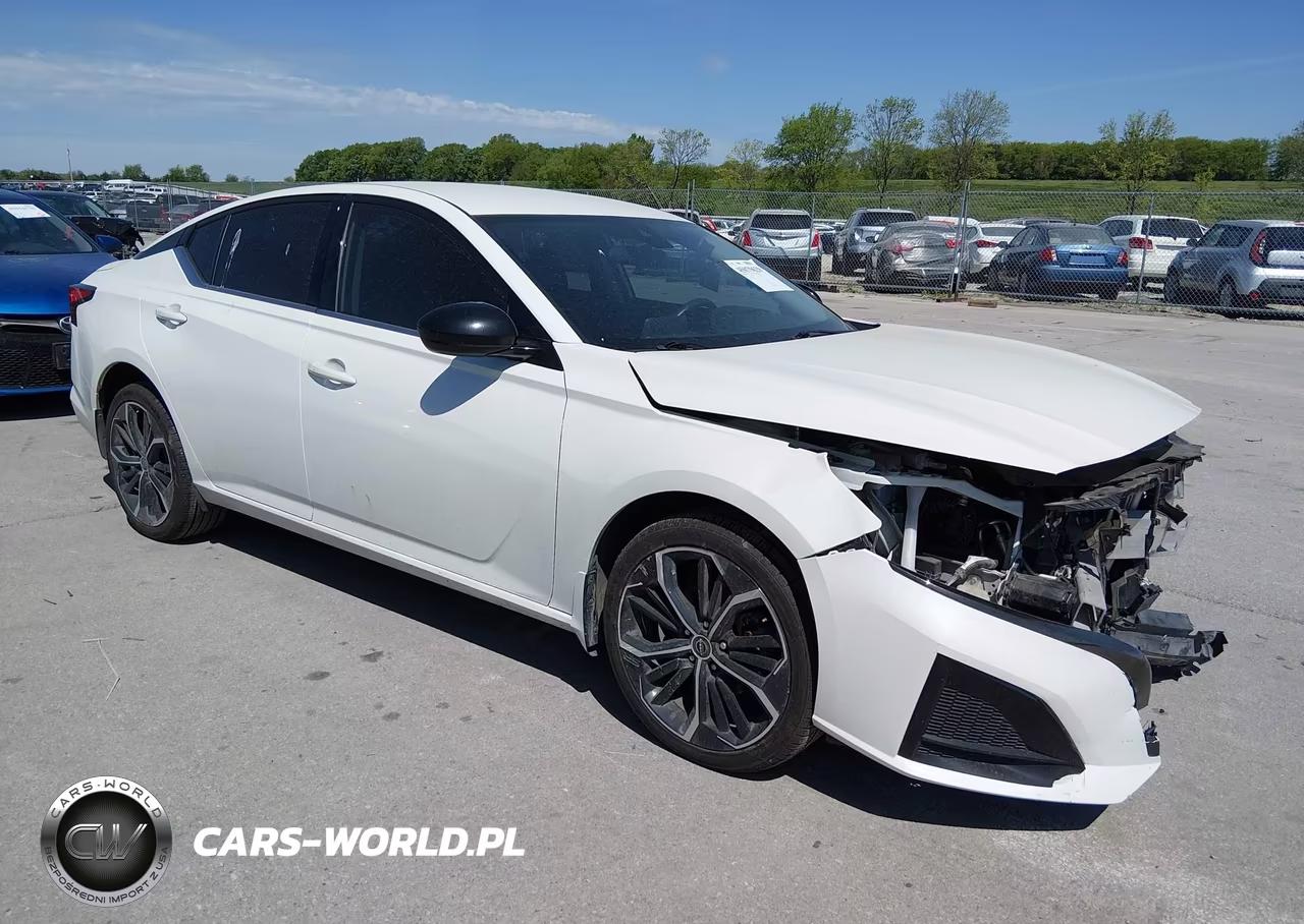 2023 Nissan Altima Sr Intelligent Awd – zdjęcie 1 z 17