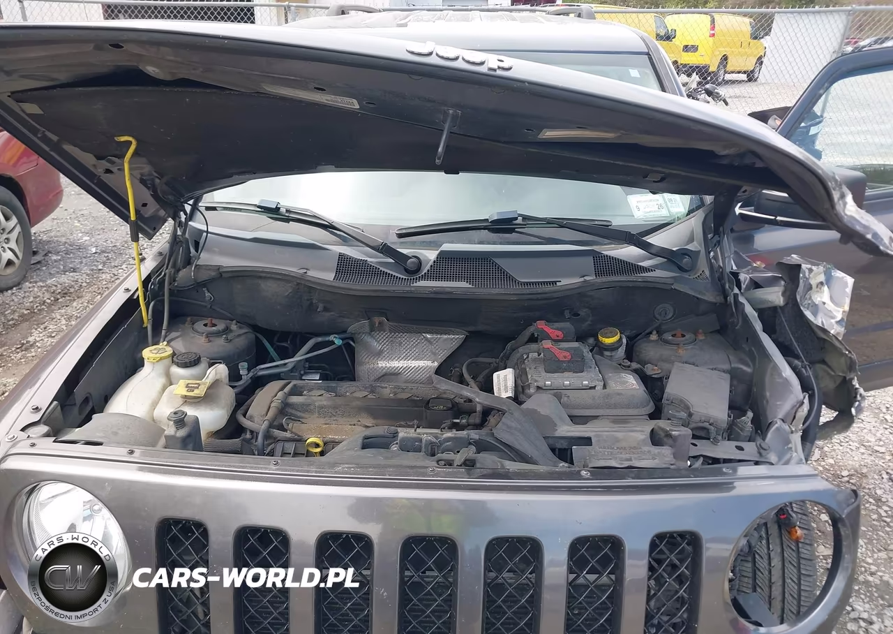 2016 Jeep Patriot Sport VIN:1C4NJPBA7GD742450 - 10