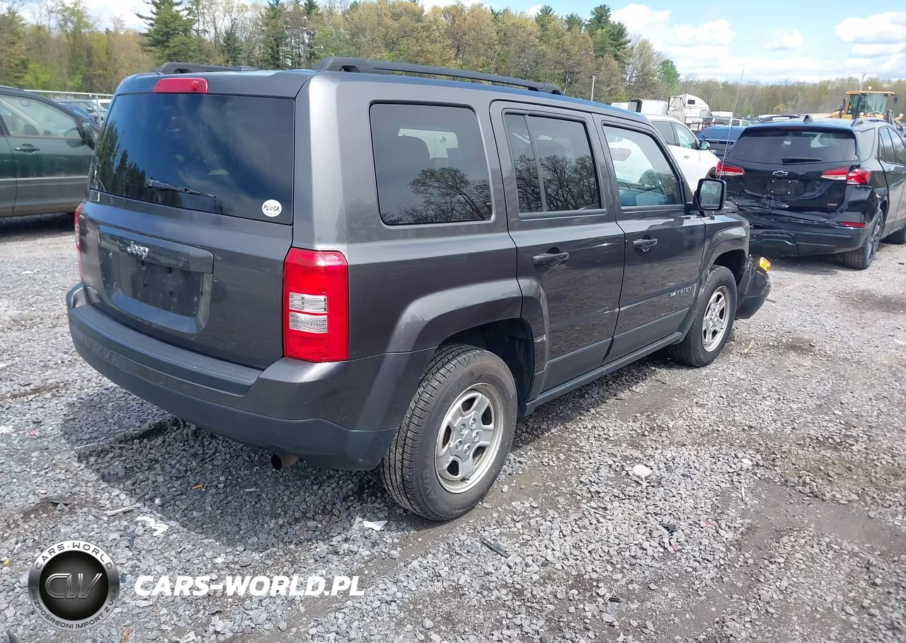 2016 Jeep Patriot Sport VIN:1C4NJPBA7GD742450 - 4