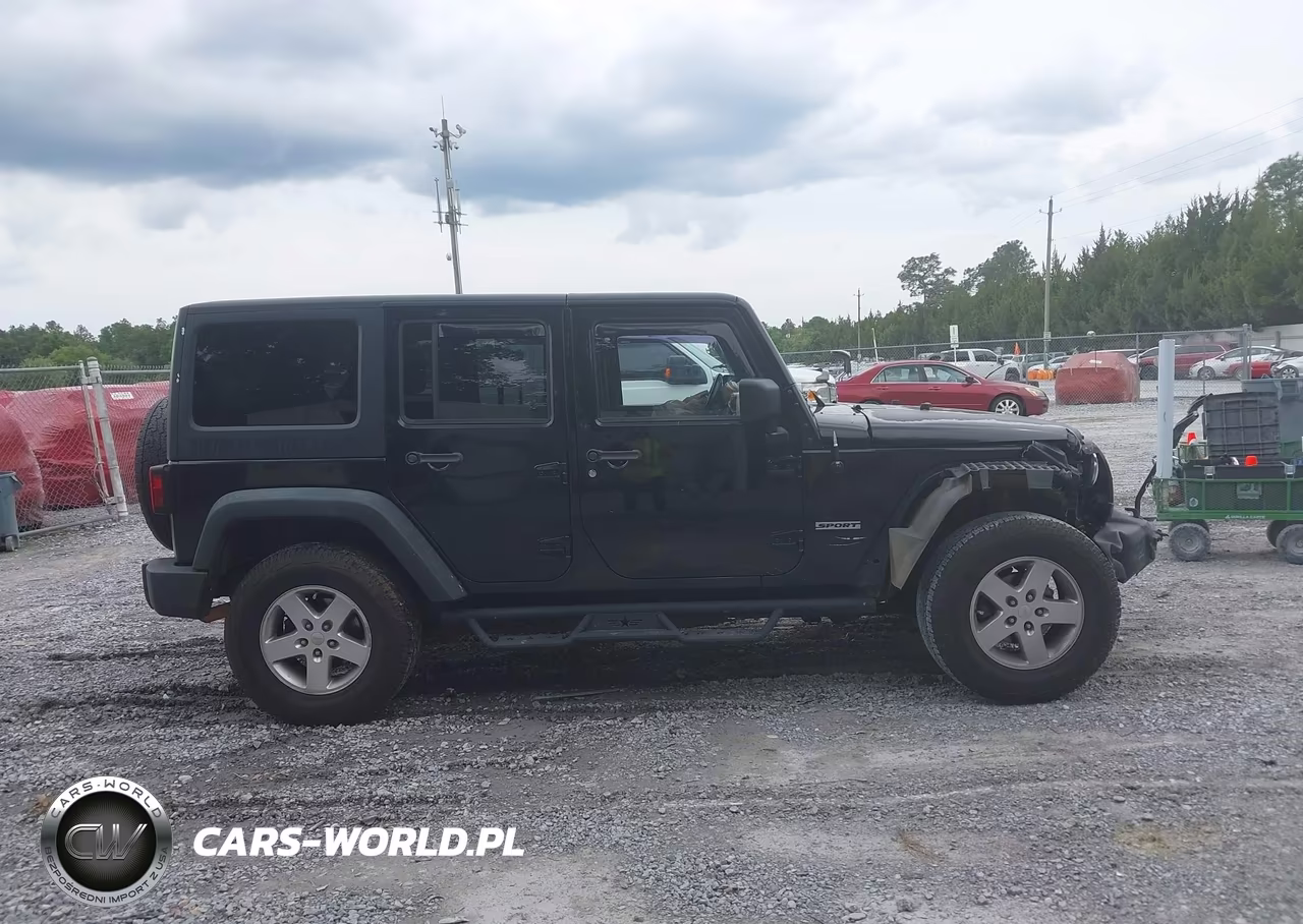 2012 Jeep Wrangler Unlimited Sport VIN:1C4BJWDG5CL222522 - 14