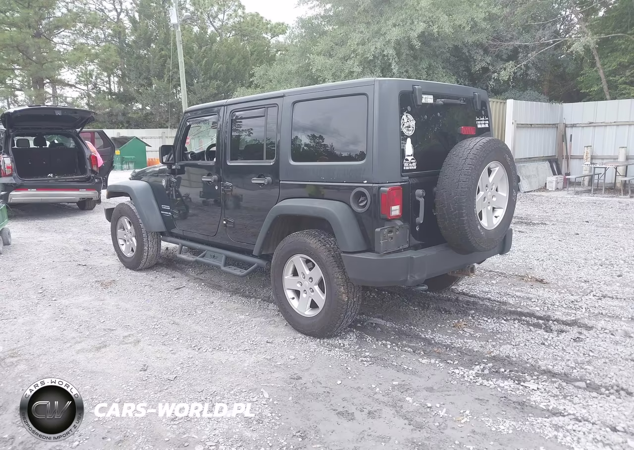 2012 Jeep Wrangler Unlimited Sport VIN:1C4BJWDG5CL222522 - 3
