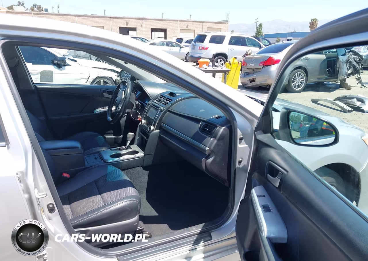 2014 Toyota Camry Se VIN:4T1BF1FK5EU792888 - 5