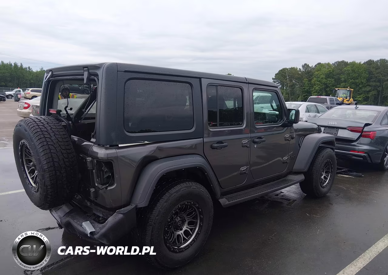 2021 Jeep Wrangler Unlimited Sport Altitude 4X4 VIN:1C4HJXDN2MW803491 - 4