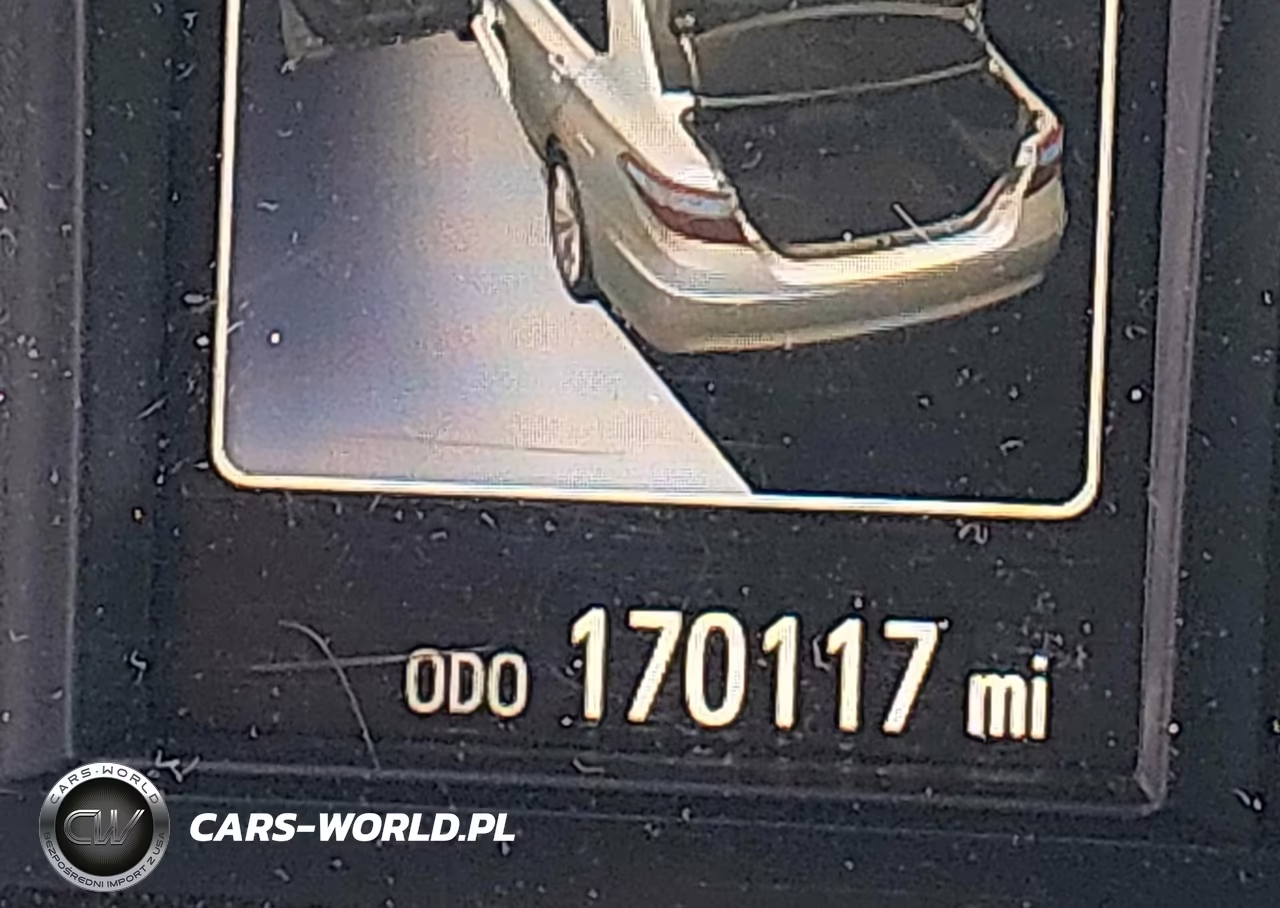 2016 Toyota Camry Le VIN:4T1BF1FK6GU267017 - 16