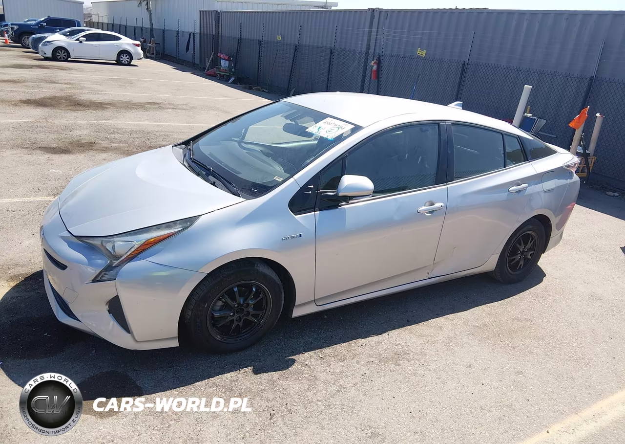 2016 Toyota Prius Four VIN:JTDKARFU7G3015611 - 14