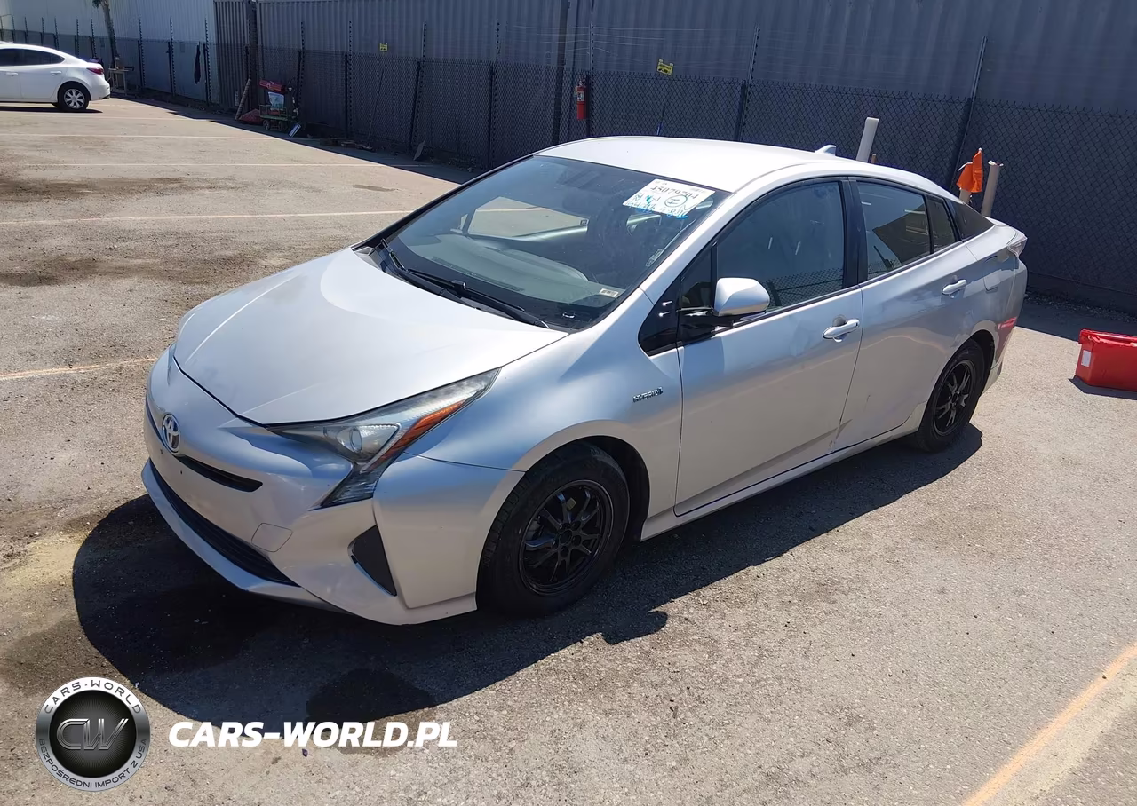 2016 Toyota Prius Four VIN:JTDKARFU7G3015611 - 2