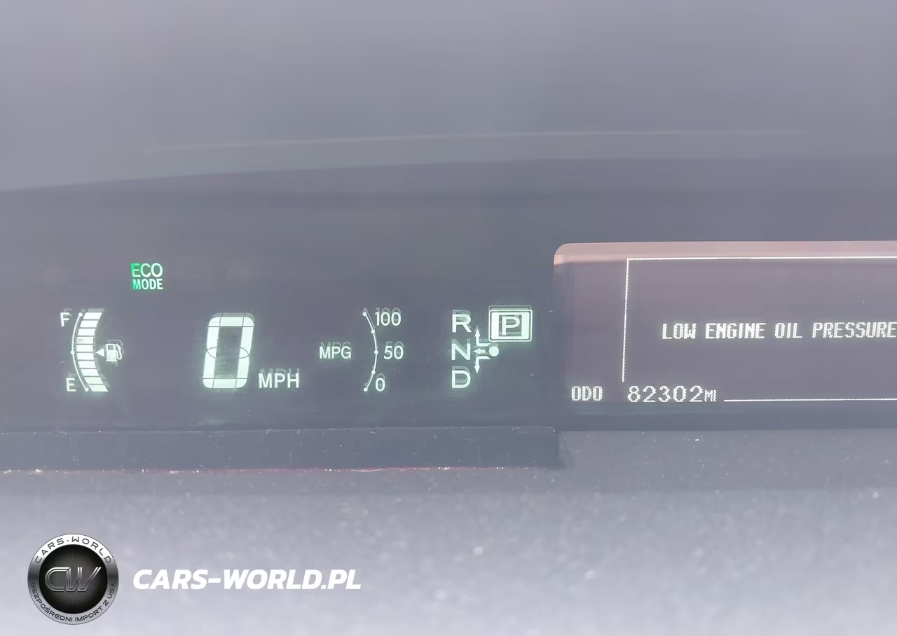 2015 Toyota Prius Two VIN:JTDKN3DU8F2003931 - 7