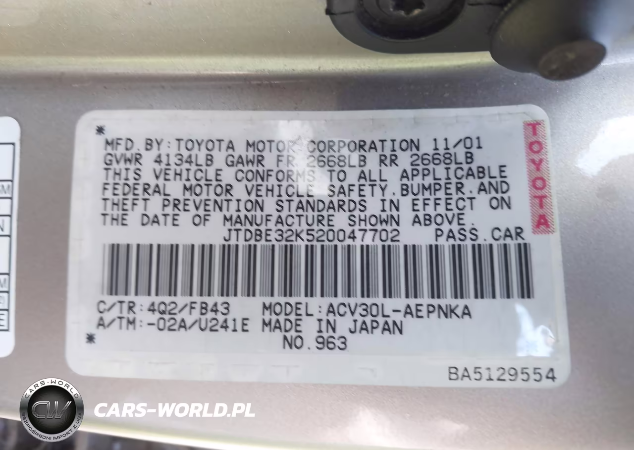 2002 Toyota Camry Le VIN:JTDBE32K520047702 - 9