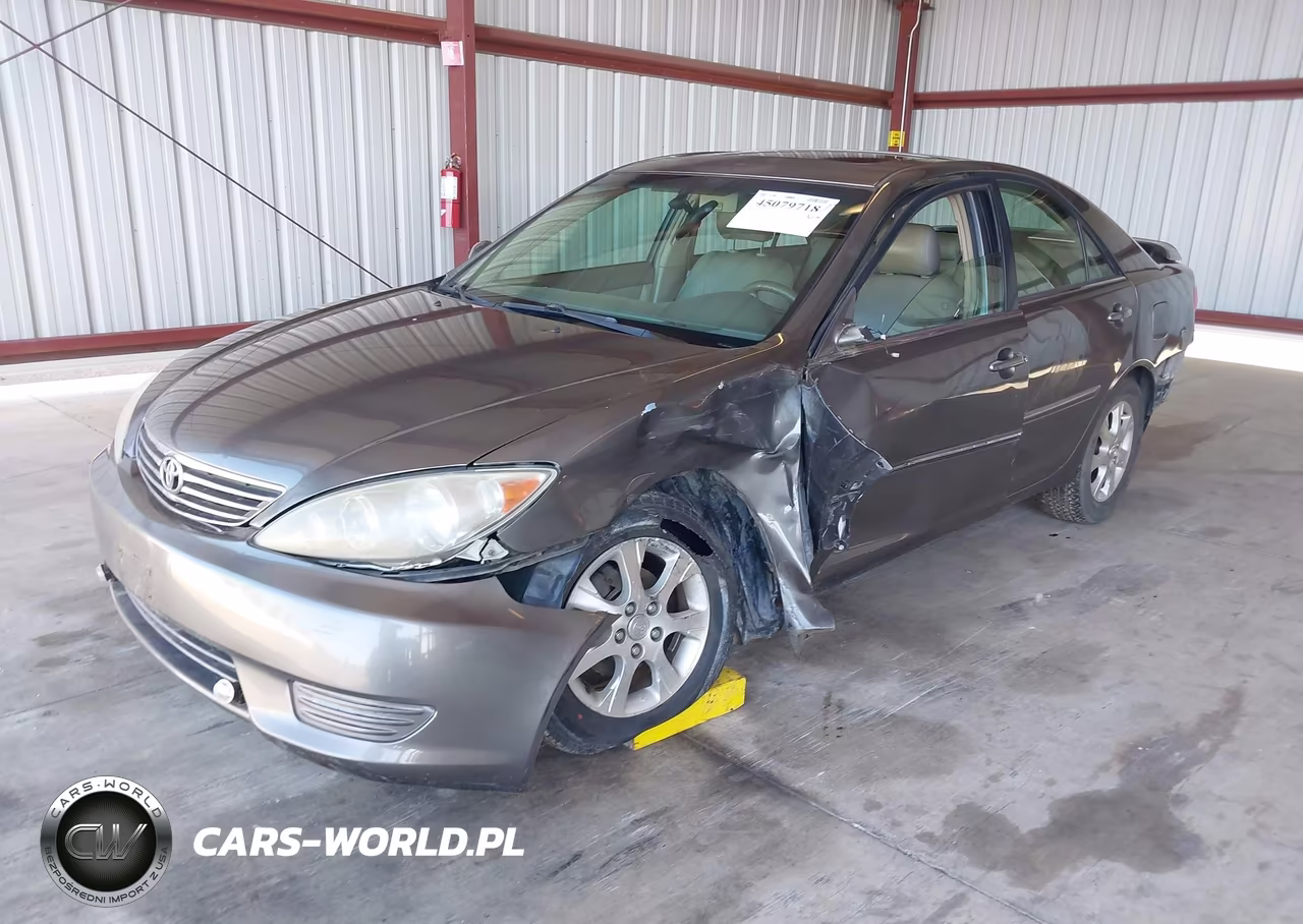 2005 Toyota Camry Xle VIN:4T1BE30K75U600653 - 2