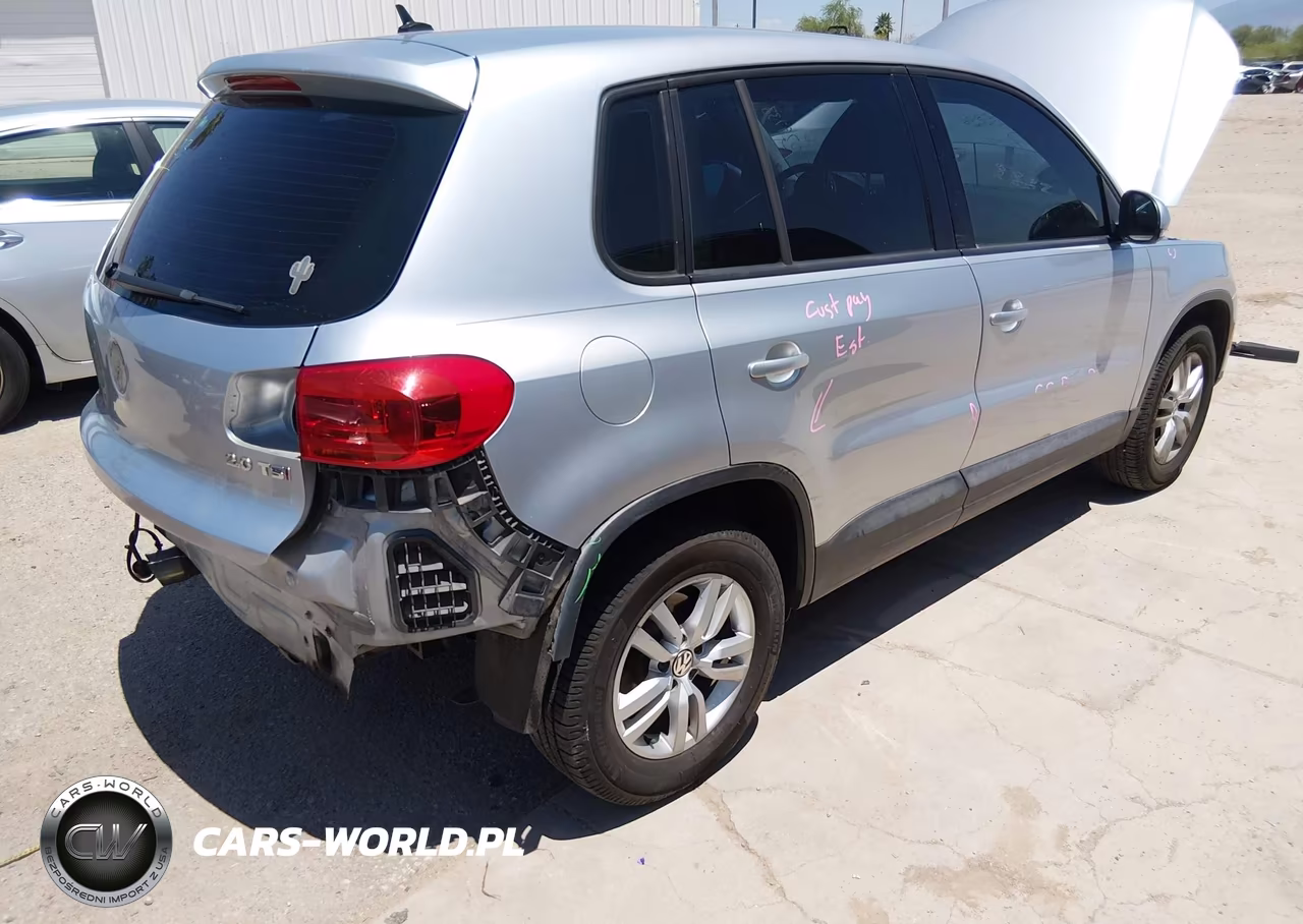 2014 Volkswagen Tiguan S VIN:WVGAV3AX6EW528905 - 4