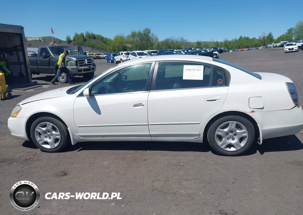 2002 Nissan Altima 2.5 S VIN:1N4AL11D42C712635 - 14
