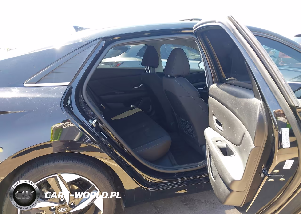 2021 Hyundai Elantra Sel VIN:KMHLN4AG0MU166160 - 8