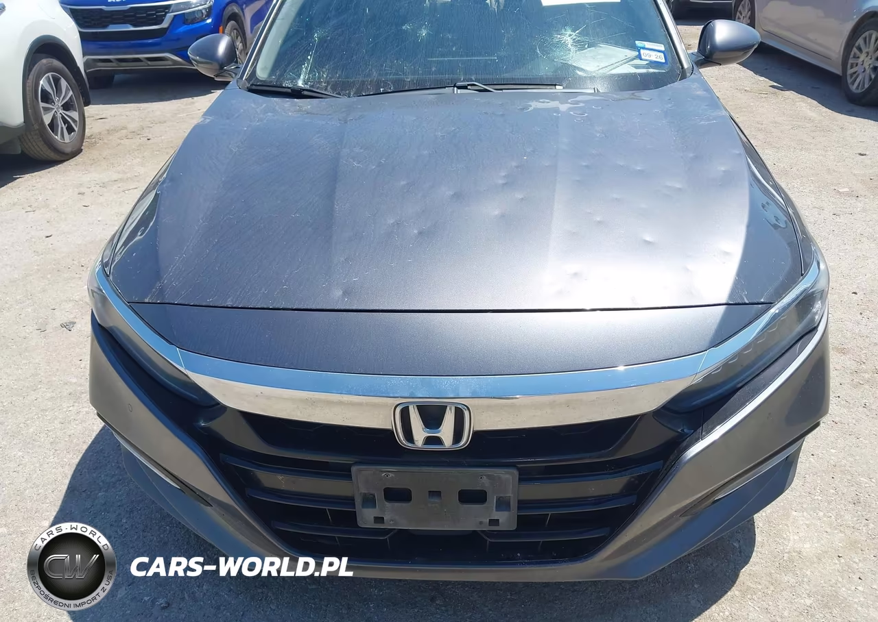 2018 Honda Accord Hybrid Touring VIN:1HGCV3F98JA011041 - 12