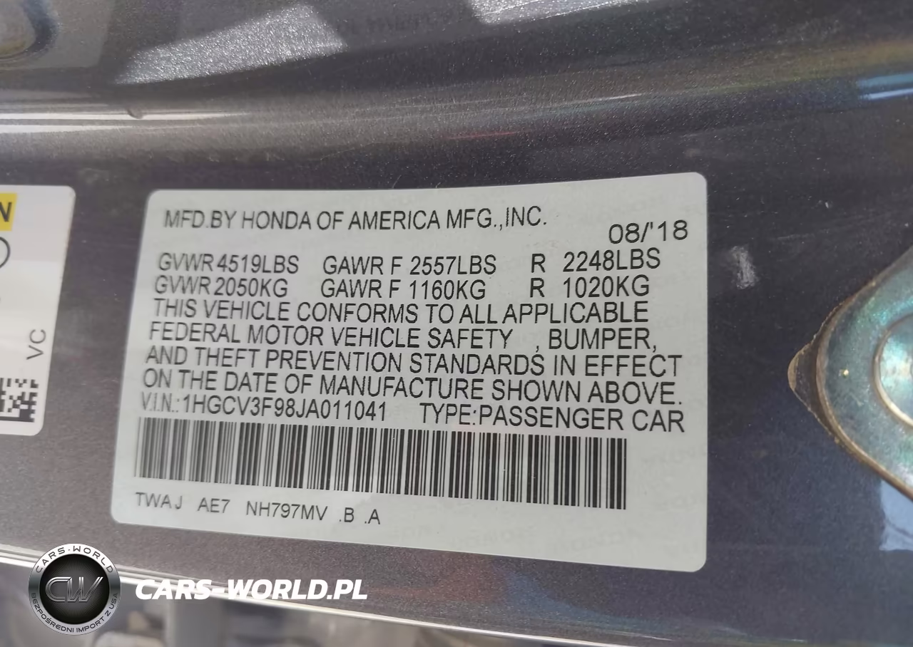 2018 Honda Accord Hybrid Touring VIN:1HGCV3F98JA011041 - 9