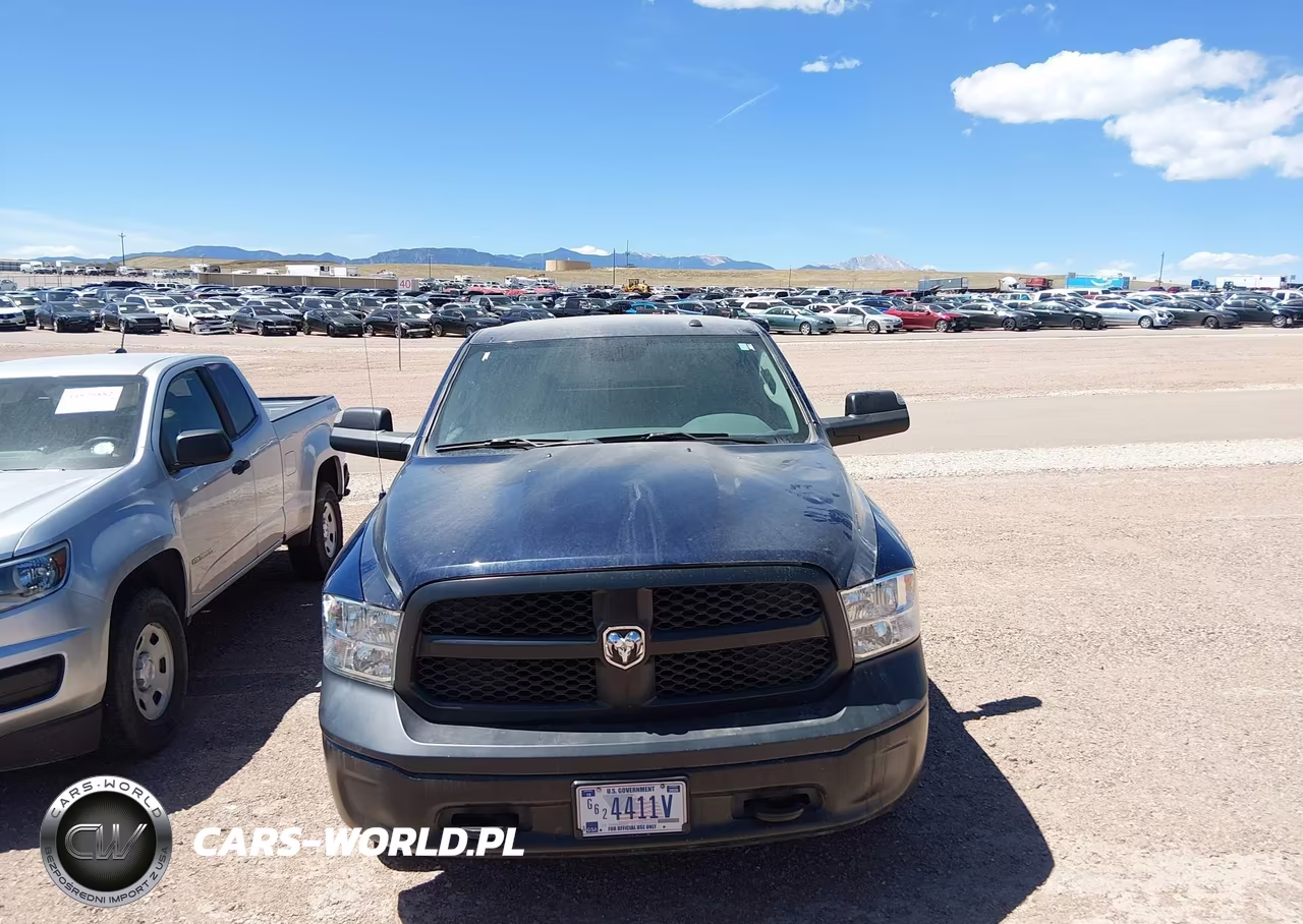 2018 Ram 1500 Tradesman 4X4 8' Box VIN:3C6JR7DM3JG318179 - 18