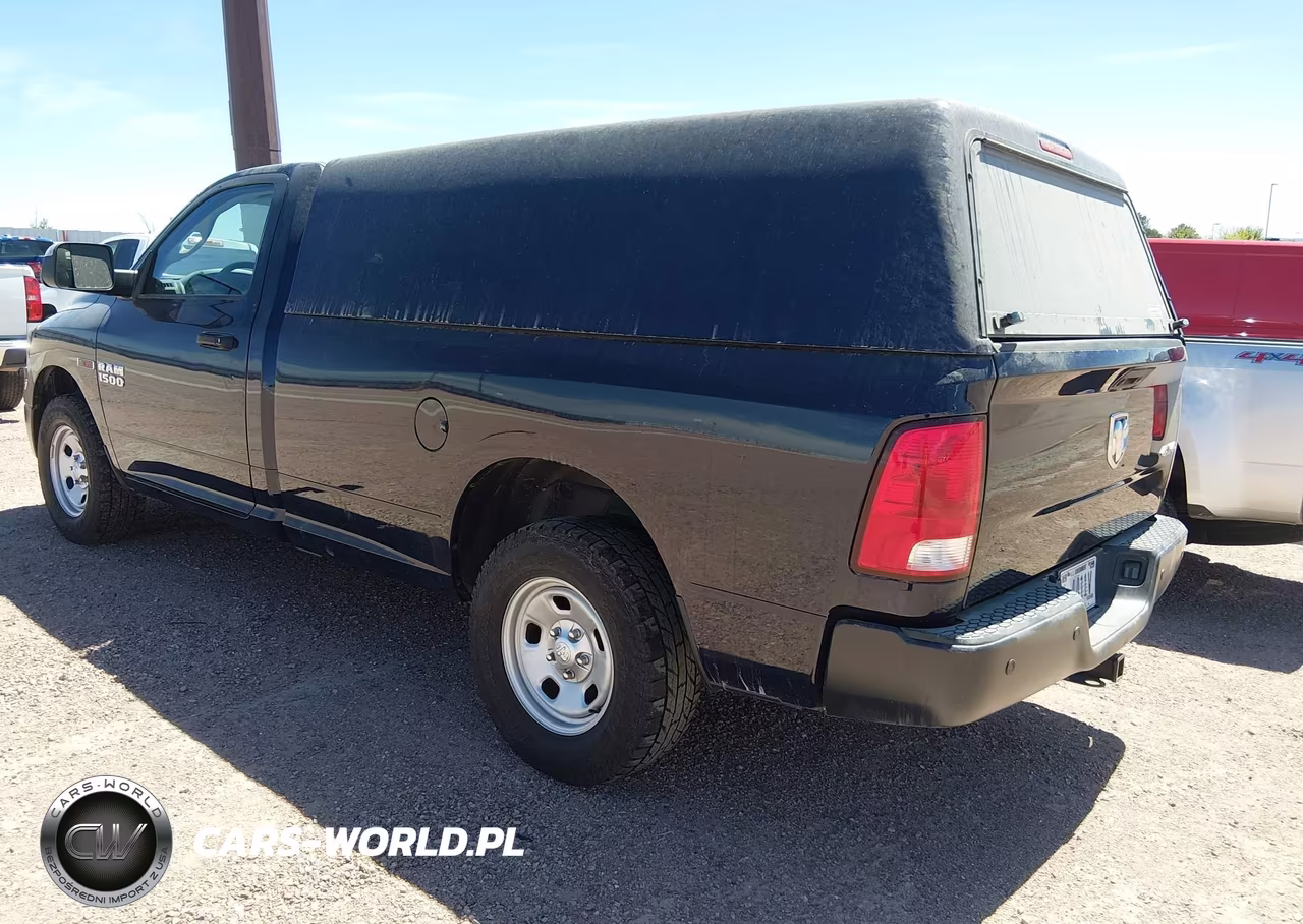 2018 Ram 1500 Tradesman 4X4 8' Box VIN:3C6JR7DM3JG318179 - 3