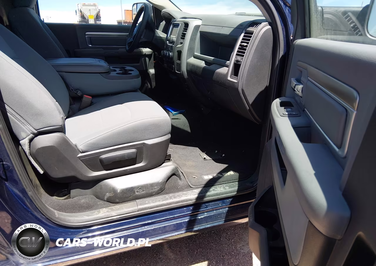 2018 Ram 1500 Tradesman 4X4 8' Box VIN:3C6JR7DM3JG318179 - 5