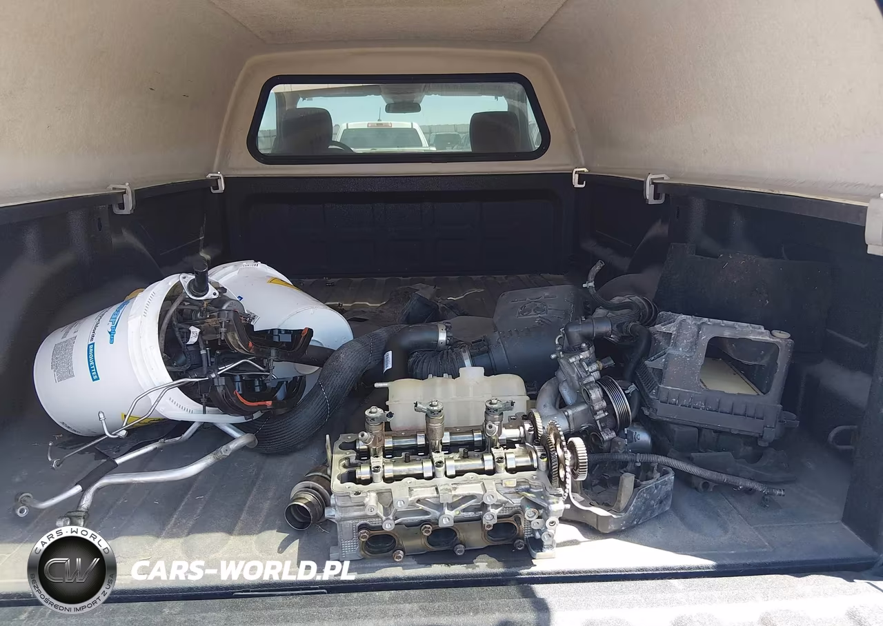 2018 Ram 1500 Tradesman 4X4 8' Box VIN:3C6JR7DM3JG318179 - 6