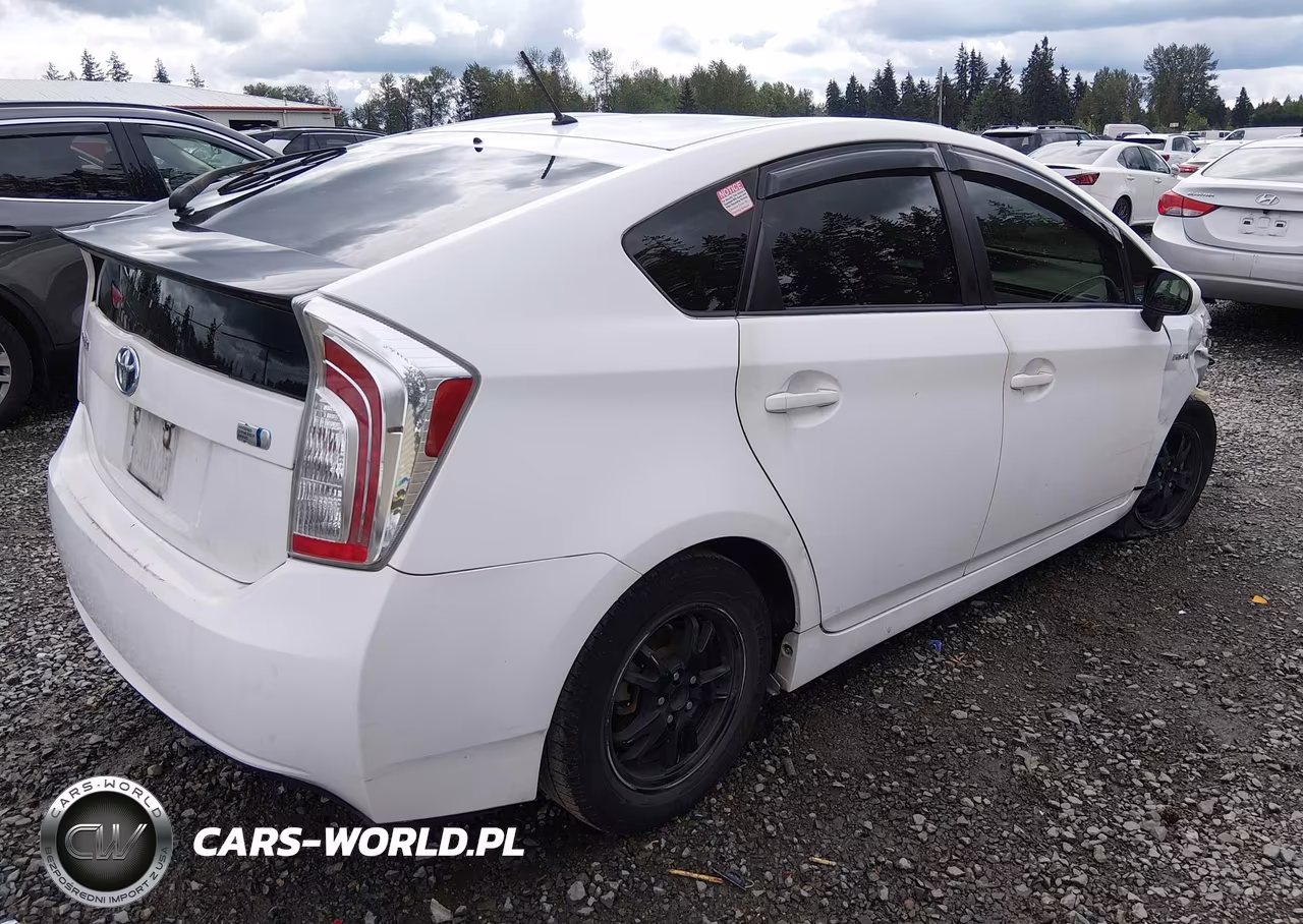 2012 Toyota Prius Two VIN:JTDKN3DU6C5400953 - 4