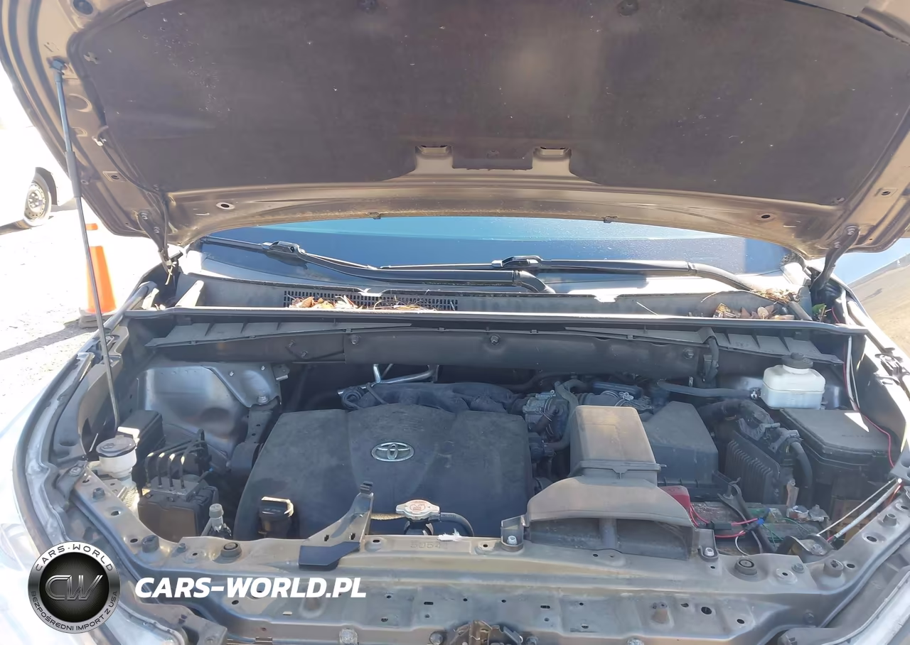 2019 Toyota Highlander Le VIN:5TDBZRFH7KS723134 - 10