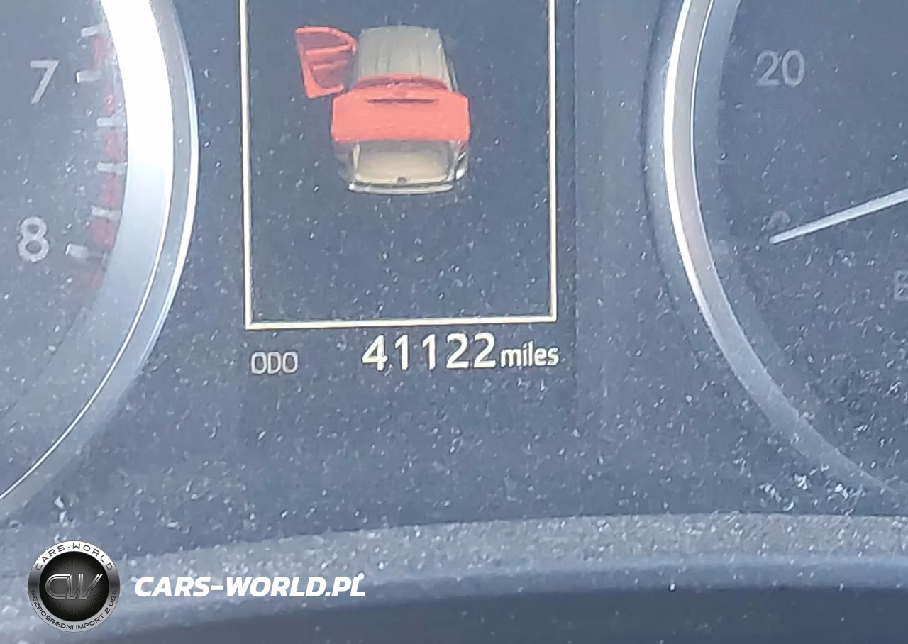 2019 Toyota Highlander Le VIN:5TDBZRFH7KS723134 - 15