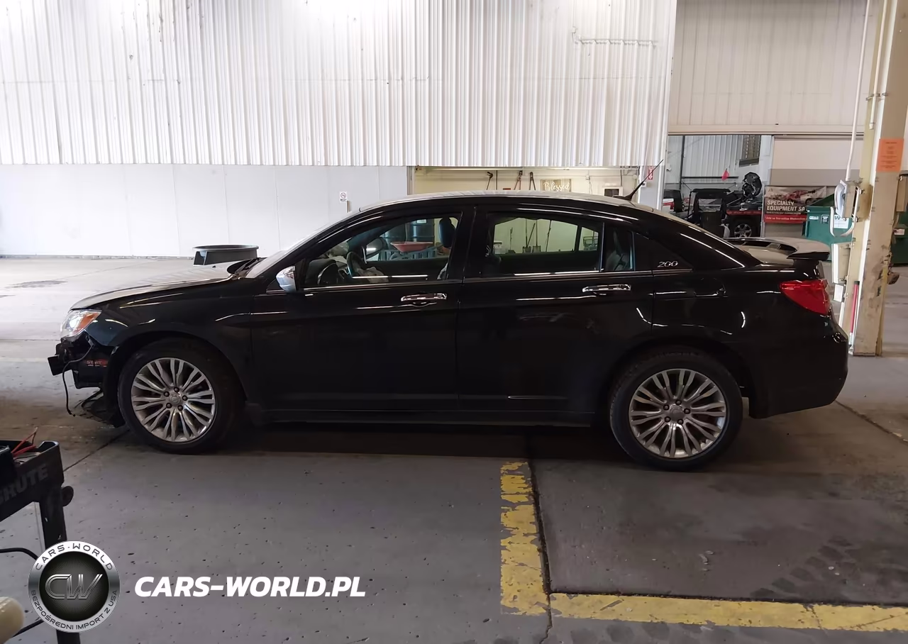 2011 Chrysler 200 Limited VIN:1C3BC2FG9BN516707 - 15