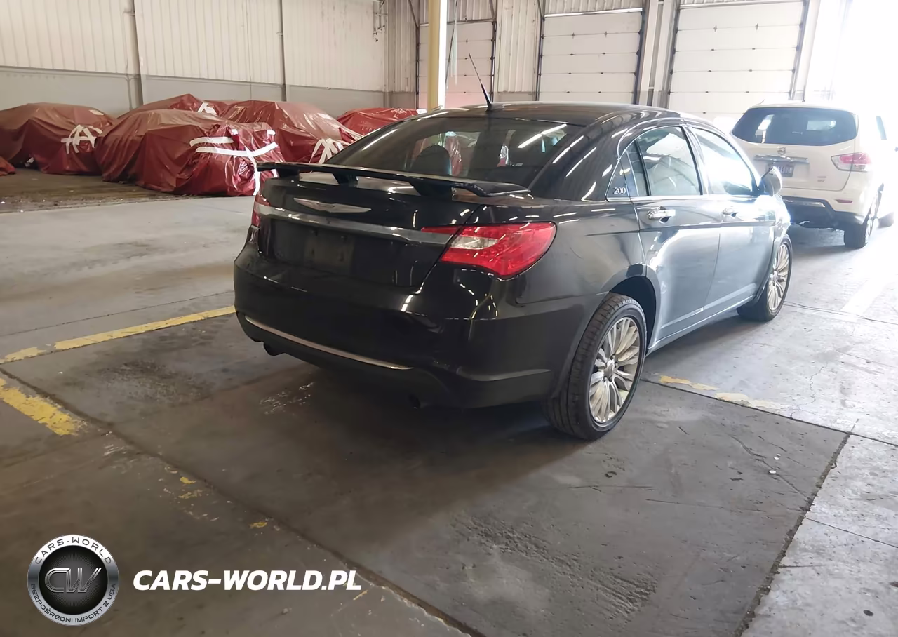 2011 Chrysler 200 Limited VIN:1C3BC2FG9BN516707 - 4