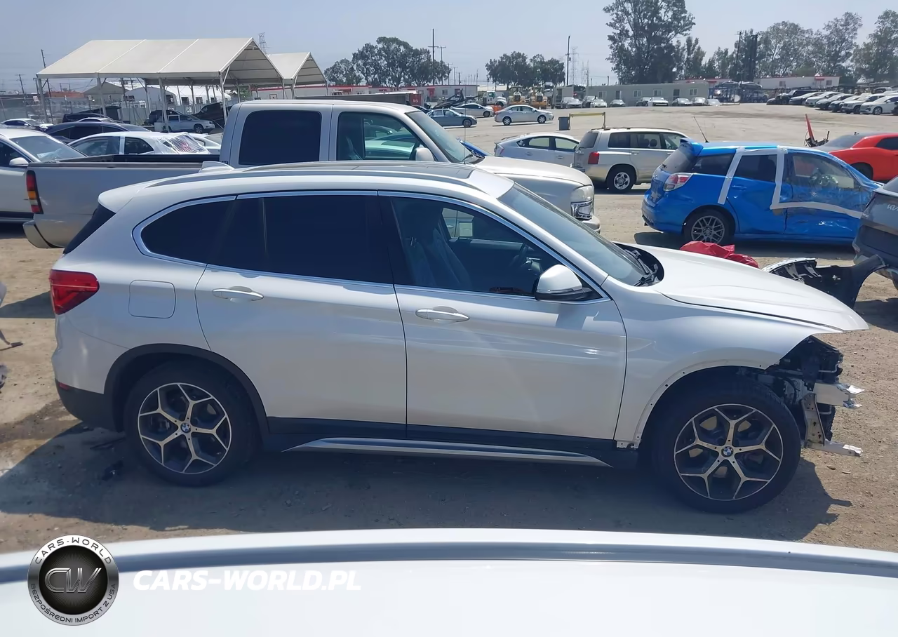 2019 BMW X1 xDrive28I VIN:WBXHT3C58K3H35433 - 14