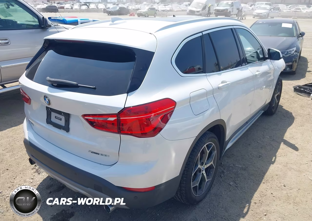 2019 BMW X1 xDrive28I VIN:WBXHT3C58K3H35433 - 4