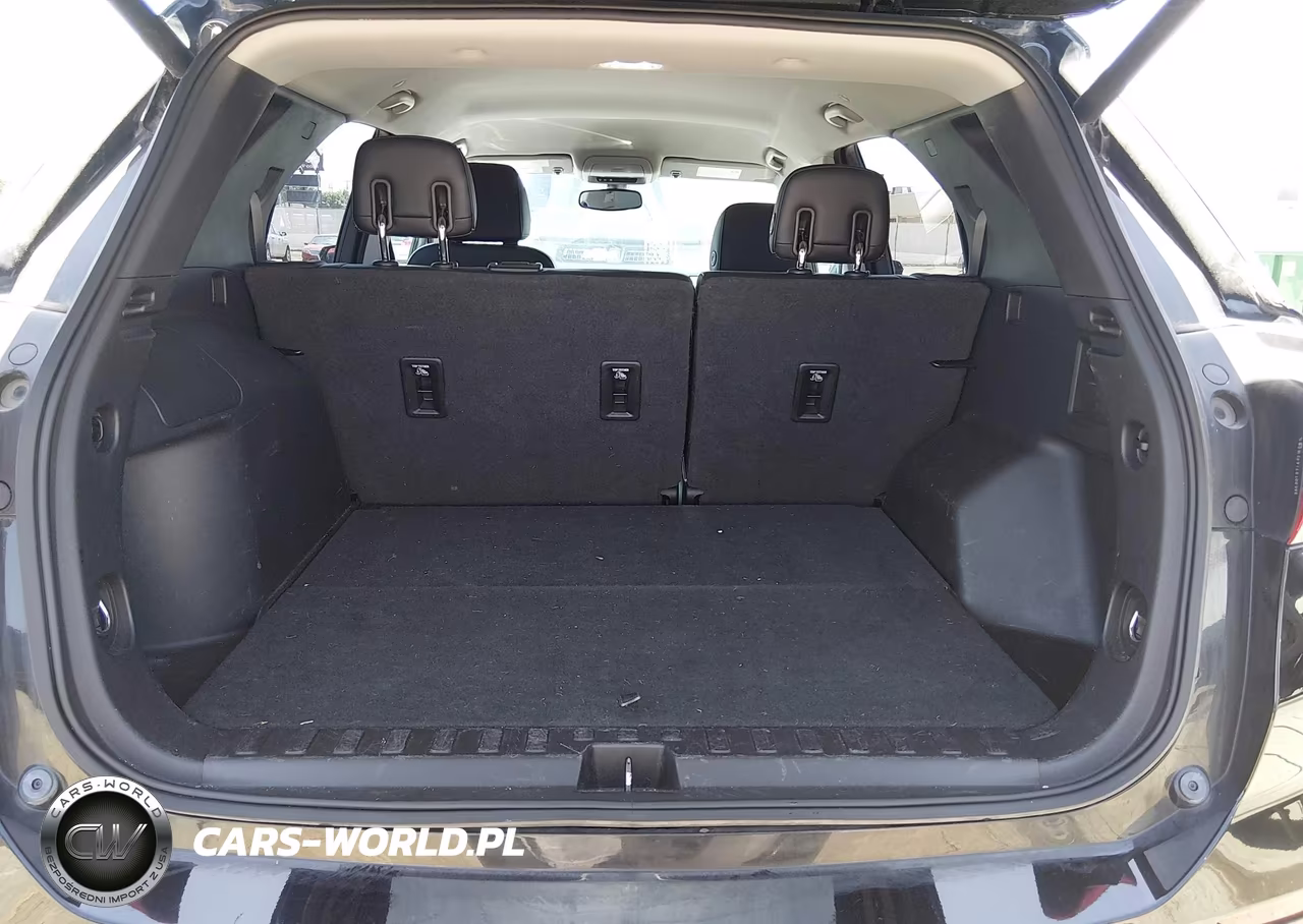 2018 Chevrolet Equinox Premier VIN:2GNAXMEV7J6193971 - 16