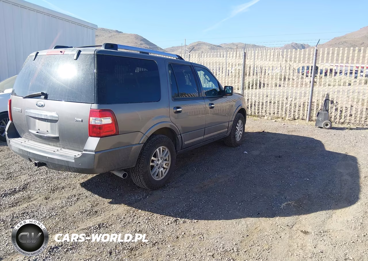2012 Ford Expedition Limited VIN:1FMJU2A50CEF64815 - 4
