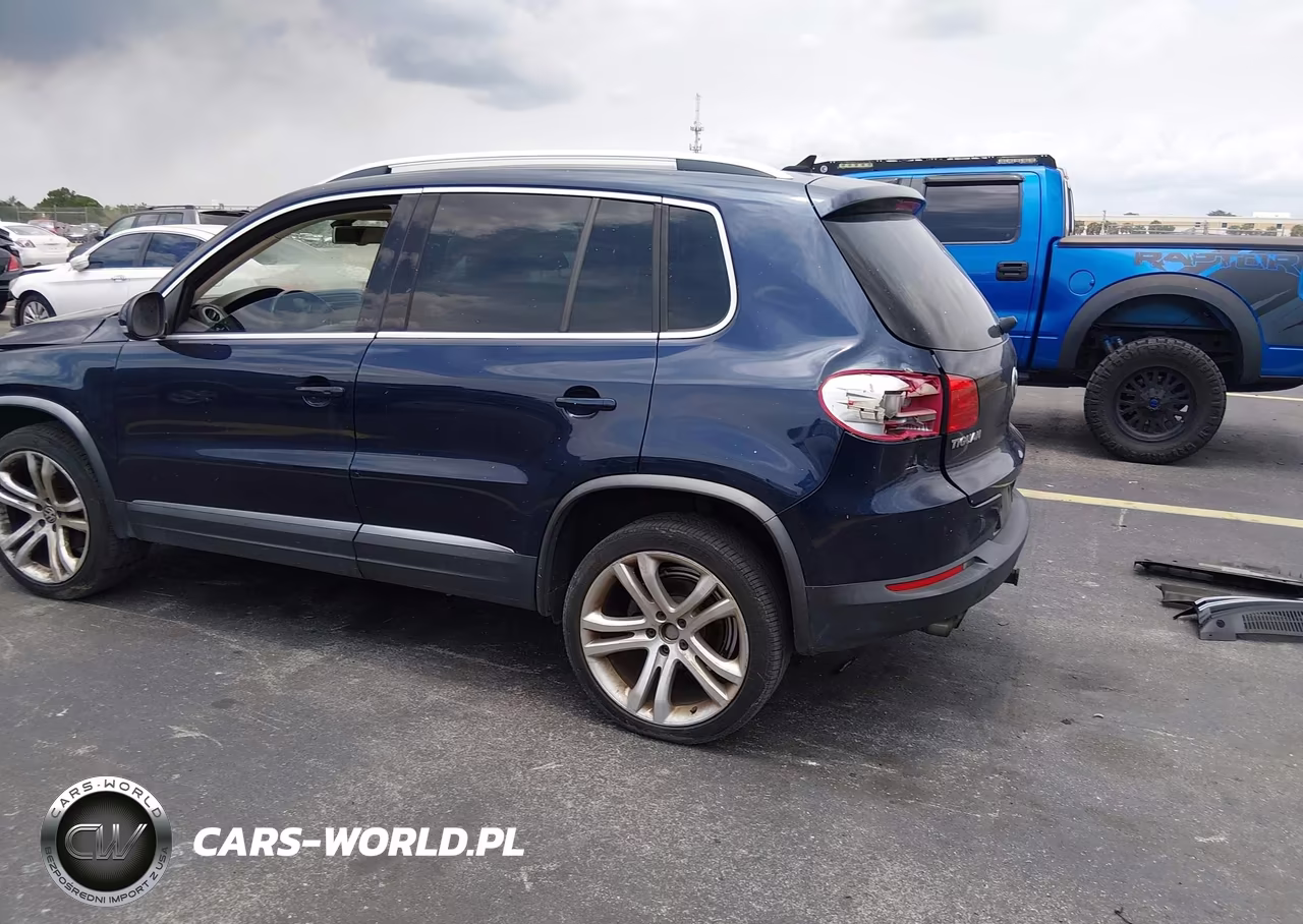 2012 Volkswagen Tiguan Sel VIN:WVGAV7AX0CW583600 - 3