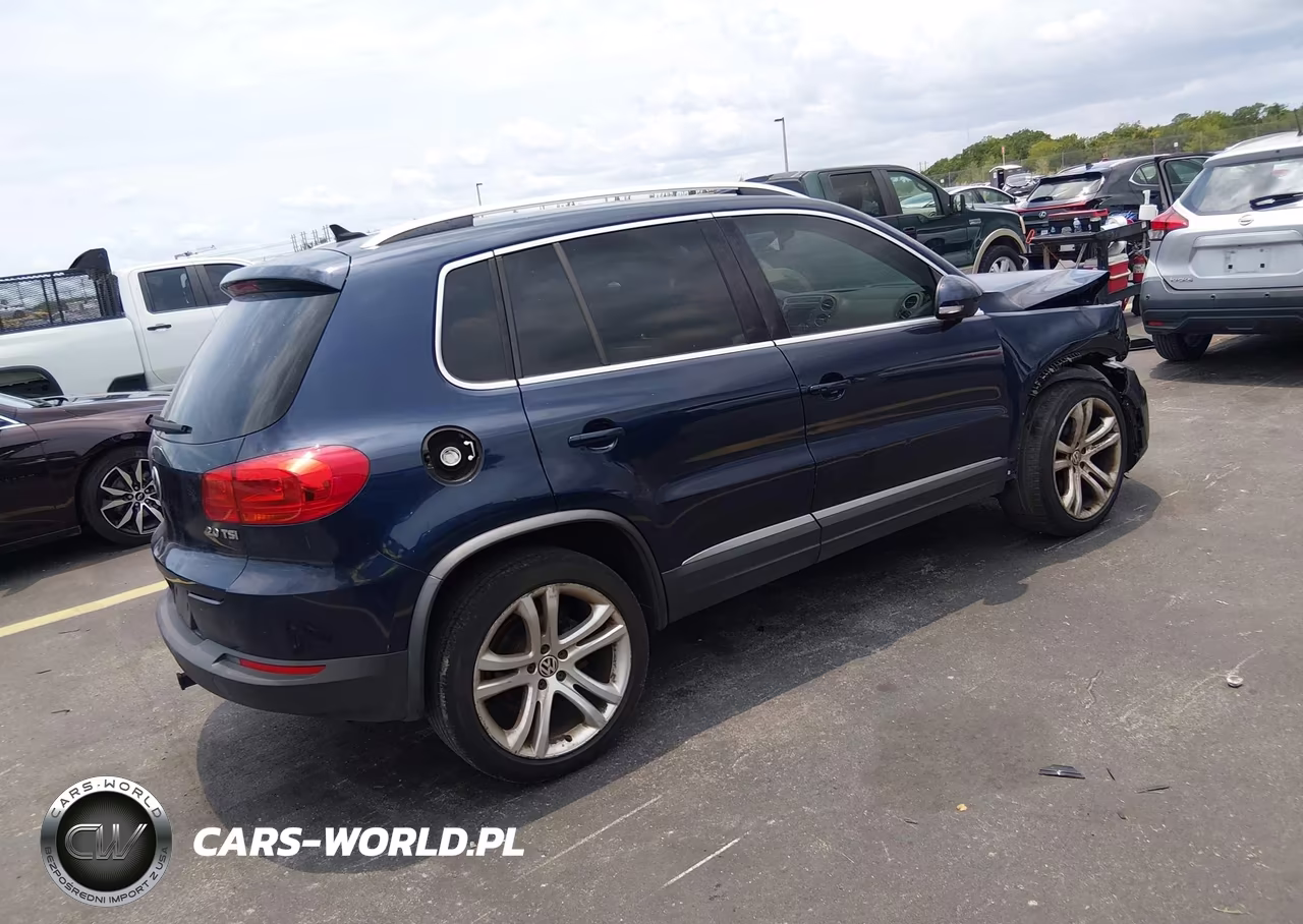 2012 Volkswagen Tiguan Sel VIN:WVGAV7AX0CW583600 - 4