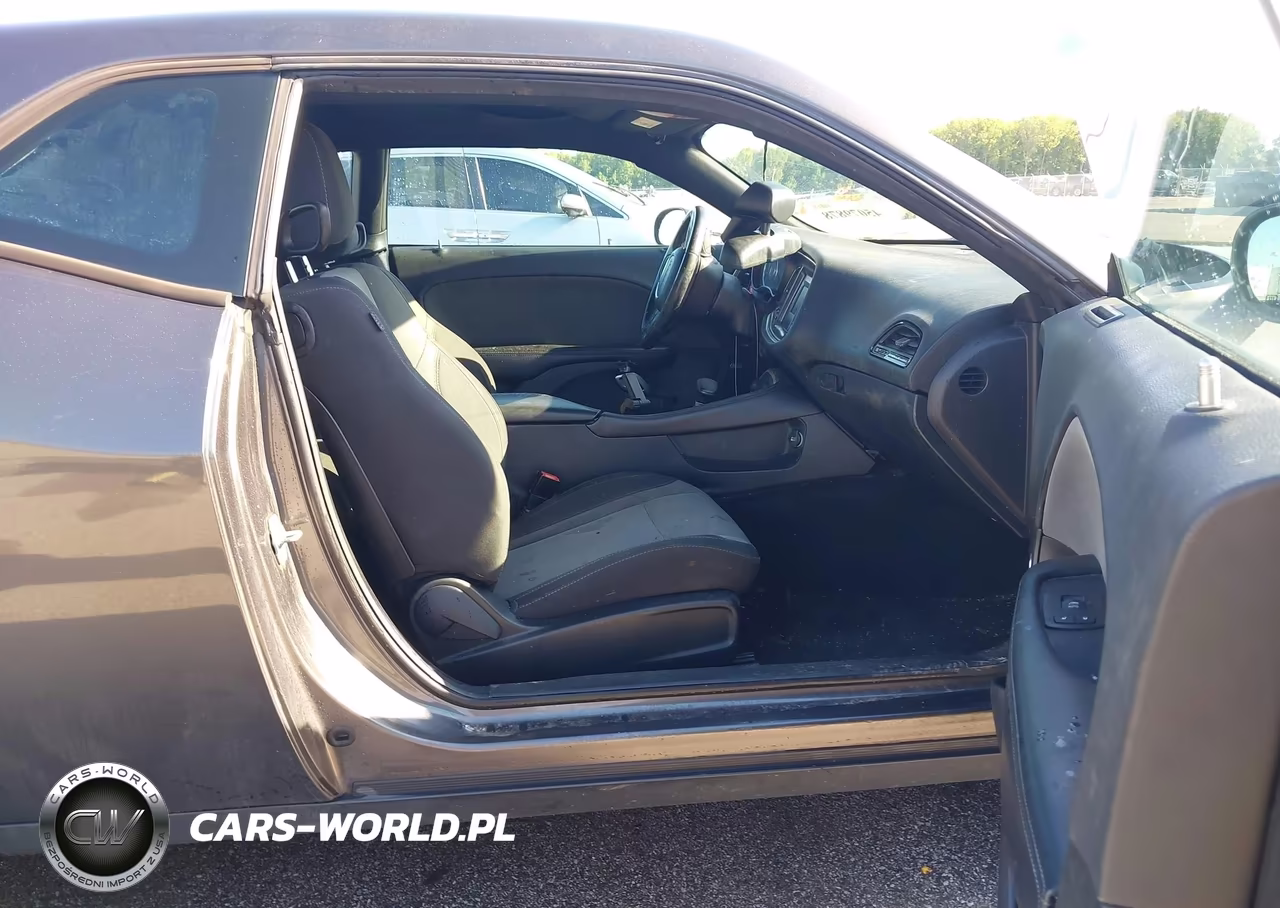 2016 Dodge Challenger Sxt VIN:2C3CDZAG9GH131617 - 5