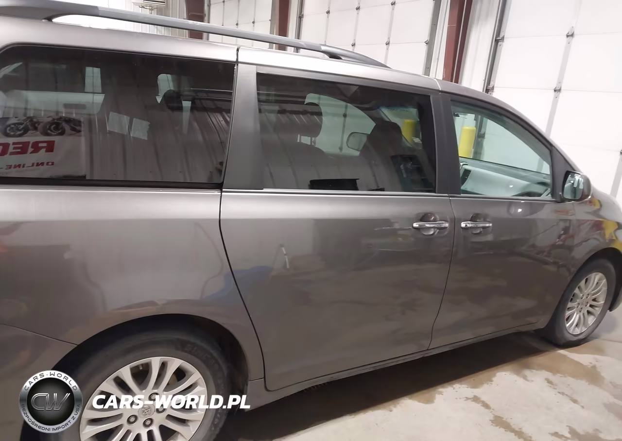 2015 Toyota Sienna Xle 8 Passenger VIN:5TDYK3DC7FS648329 - 13