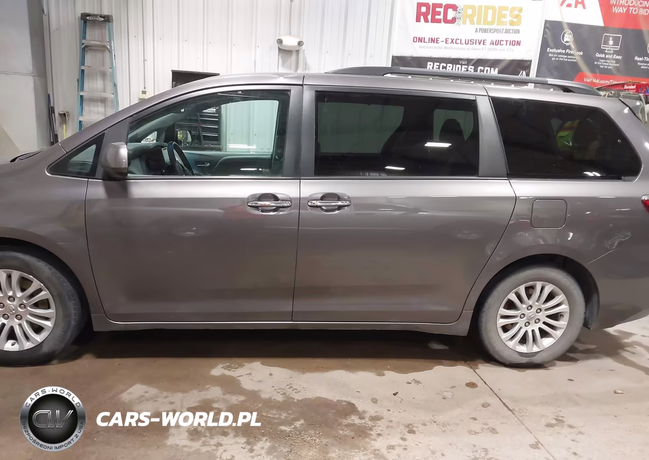 2015 Toyota Sienna Xle 8 Passenger VIN:5TDYK3DC7FS648329 - 14