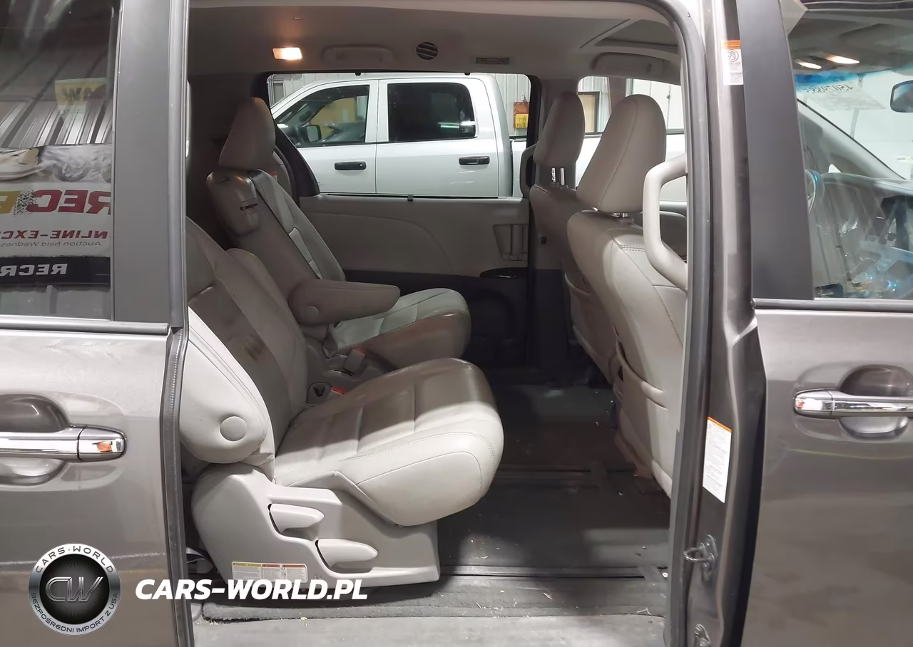 2015 Toyota Sienna Xle 8 Passenger VIN:5TDYK3DC7FS648329 - 8