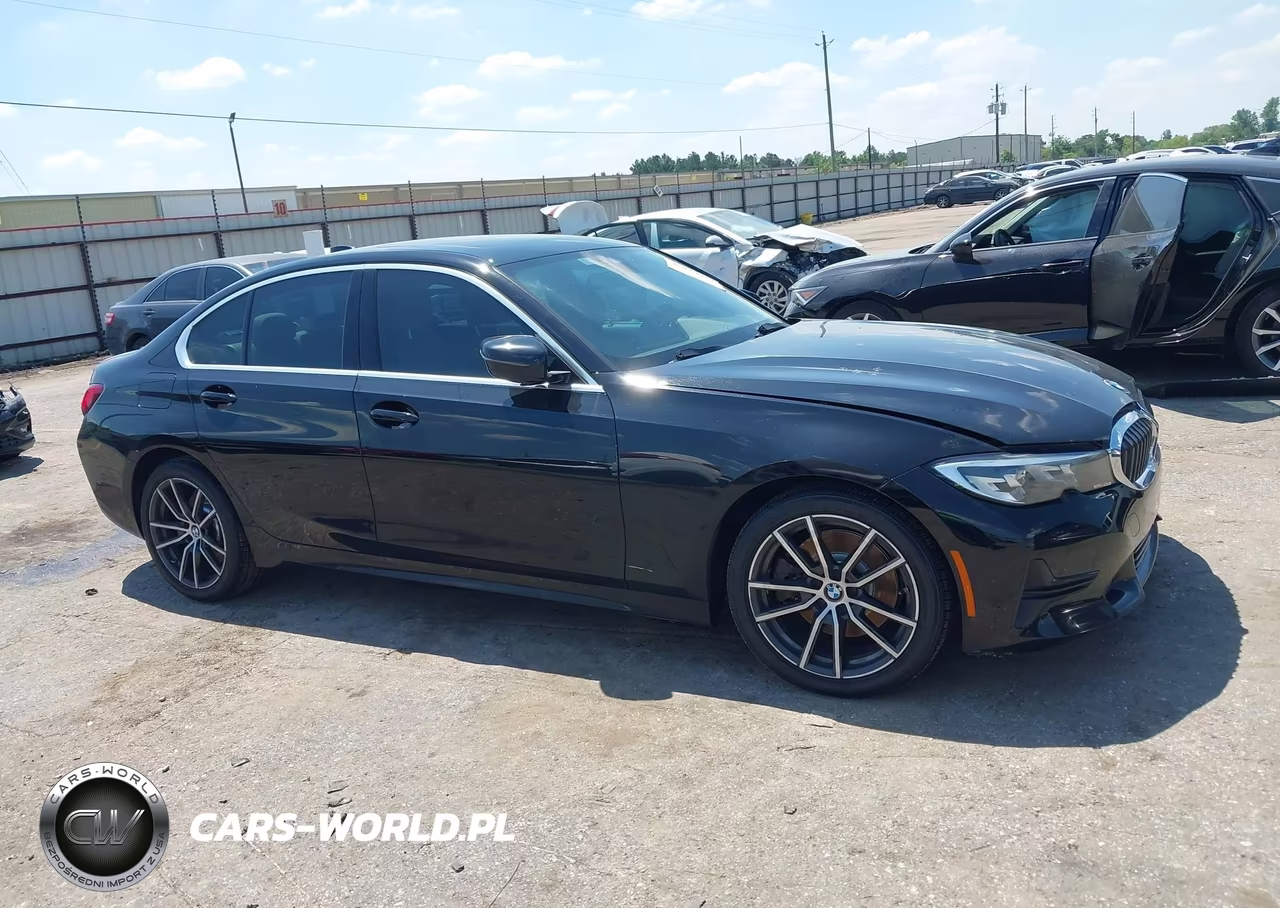 2020 BMW 330I xDrive VIN:3MW5R7J03L8B13435 - 13