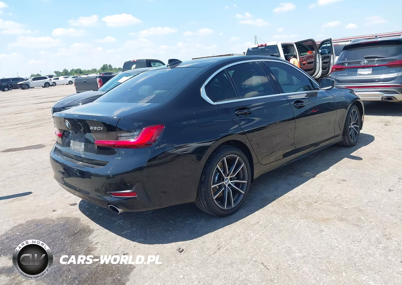 2020 BMW 330I xDrive VIN:3MW5R7J03L8B13435 - 4