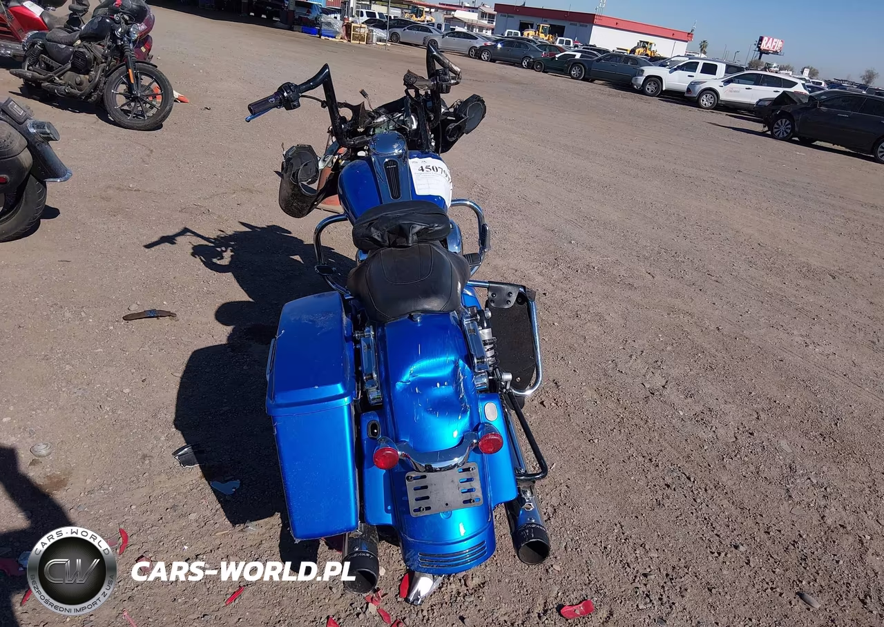 2010 Harley-Davidson Flhx VIN:1HD1KB433AB634924 - 6