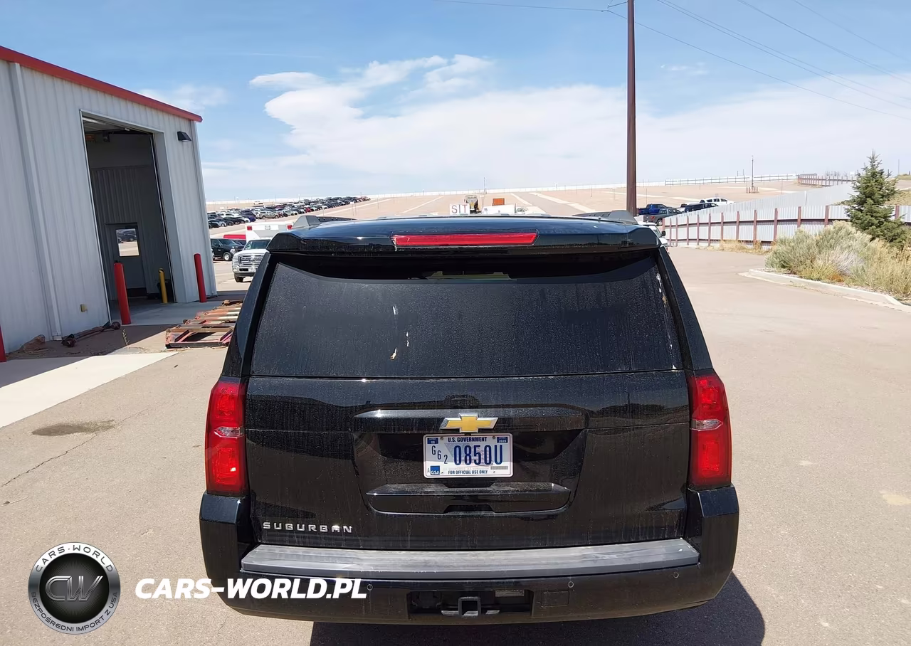 2017 Chevrolet Suburban Ls VIN:1GNSKGECXHR243974 - 21