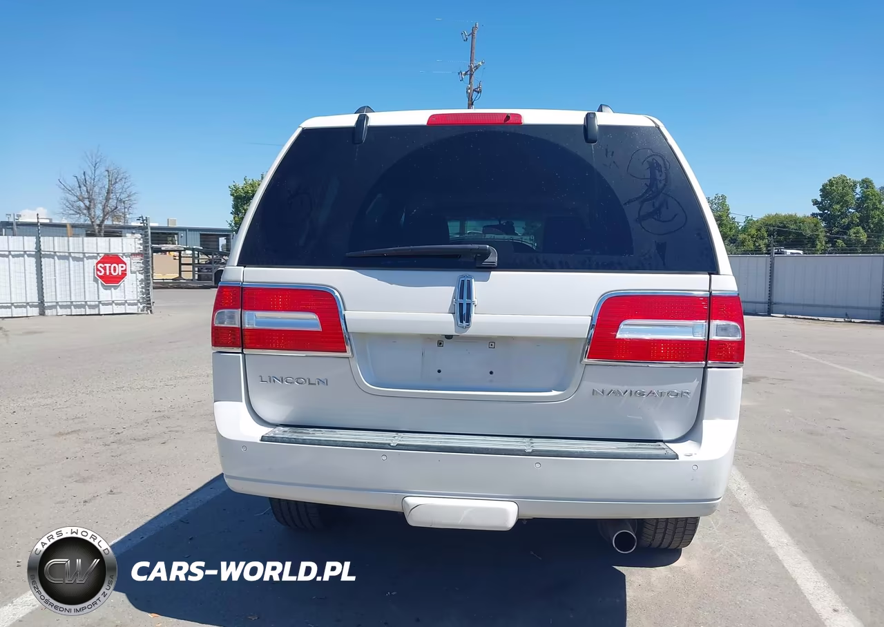 2011 Lincoln Navigator VIN:5LMJJ2H56BEJ05461 - 16