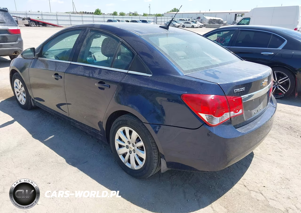 2011 Chevrolet Cruze Ls VIN:1G1PD5SH1B7209253 - 3